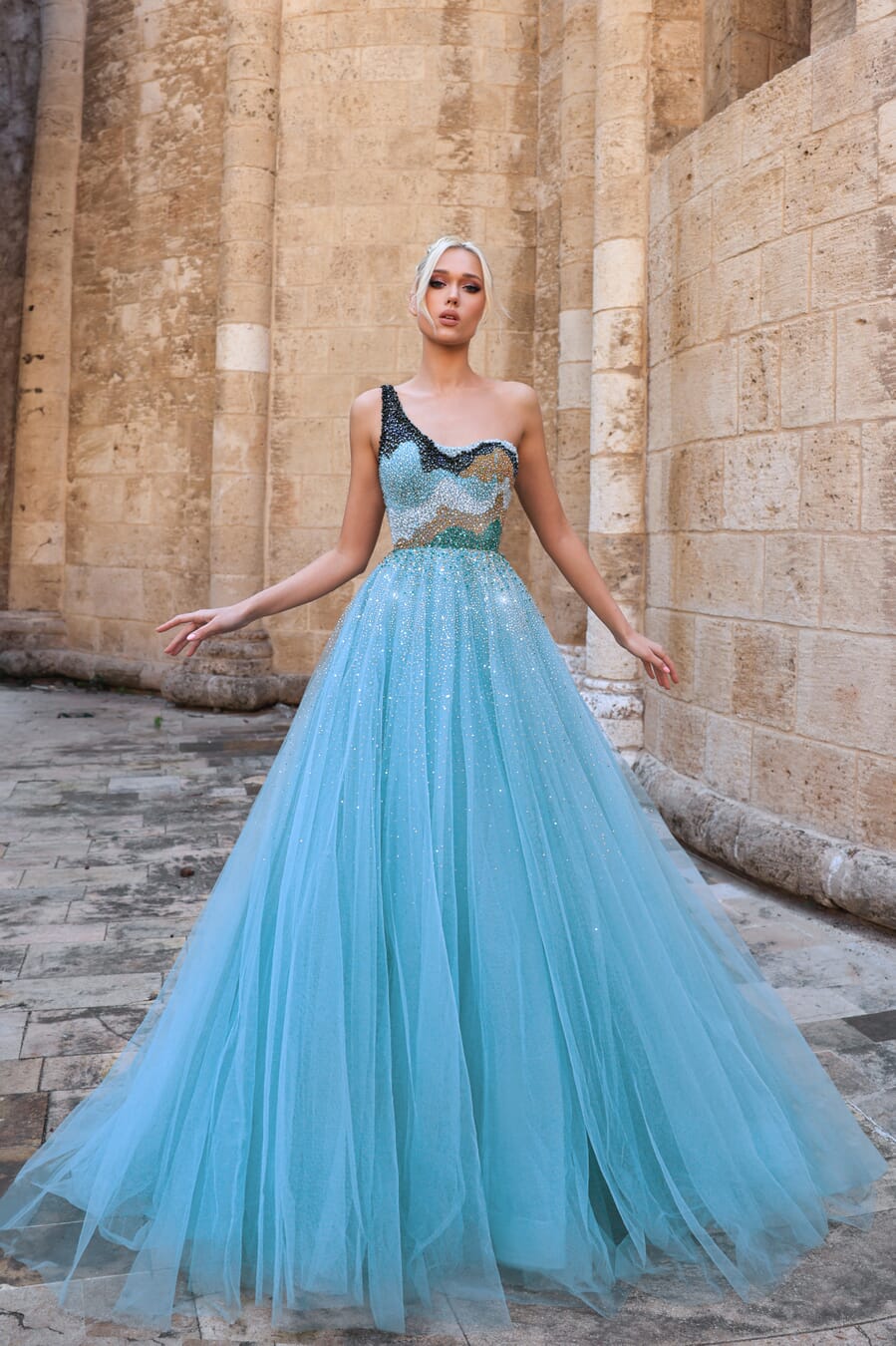 LOOK 53