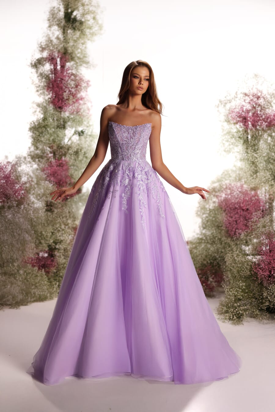LOOK 463